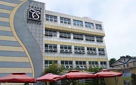 트레이스 스위트